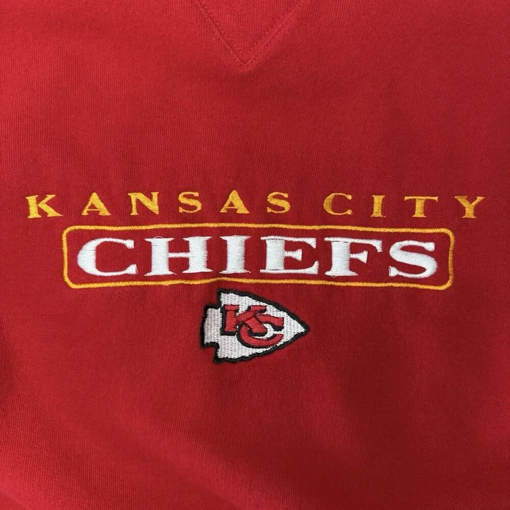 VTG Pro Edge NFL Kansas City Chiefs Sweatshirt Men L Center Embroidered Spellout